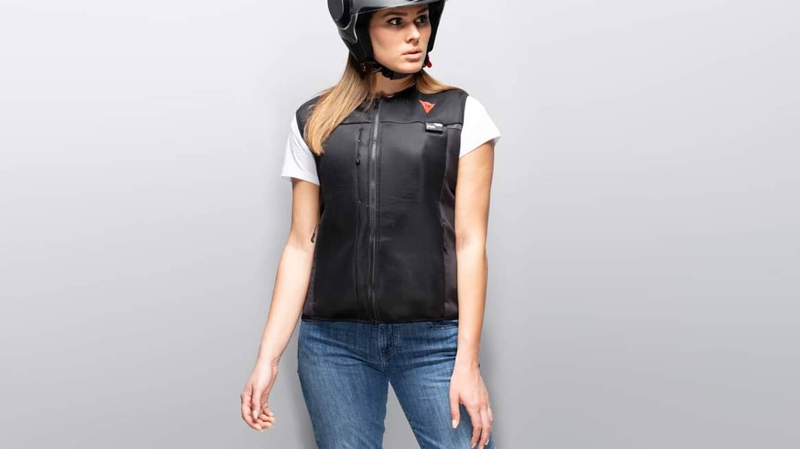 Dainese bringt Smart Jacket mit Airbag auf den Markt