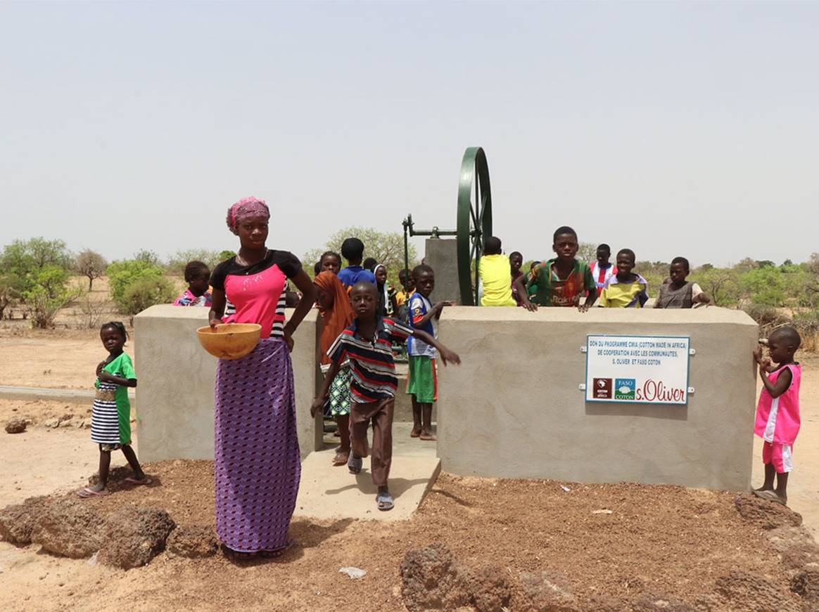 S.Oliver Group sponsort boorproject voor schoon drinkwater in Burkina Faso