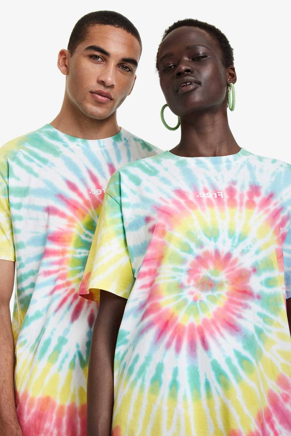 Desigual “Pride”: una camiseta para celebrar el orgullo y la diversidad