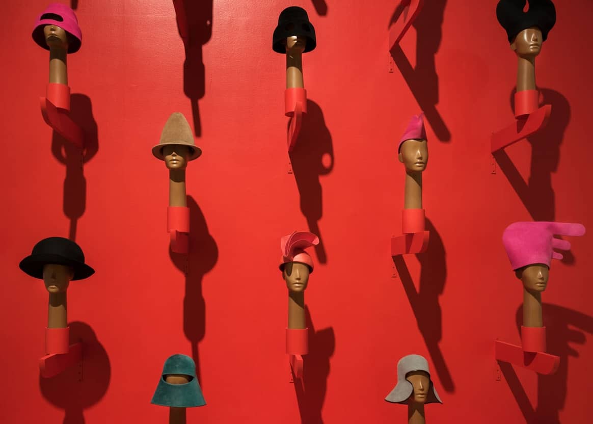 Binnenkijken bij de ‘Pierre Cardin: Future Fashion’-tentoonstelling