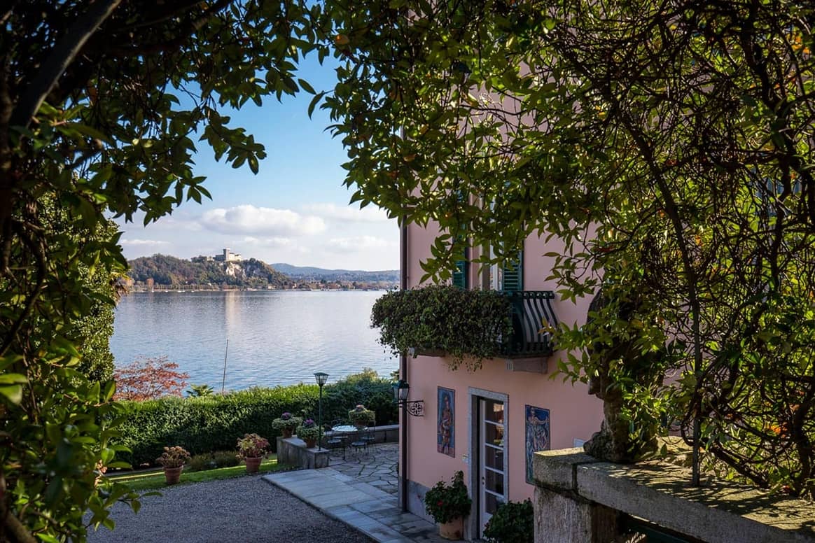 Donatella Versace s’offre une prodigieuse villa sur le lac Majeur