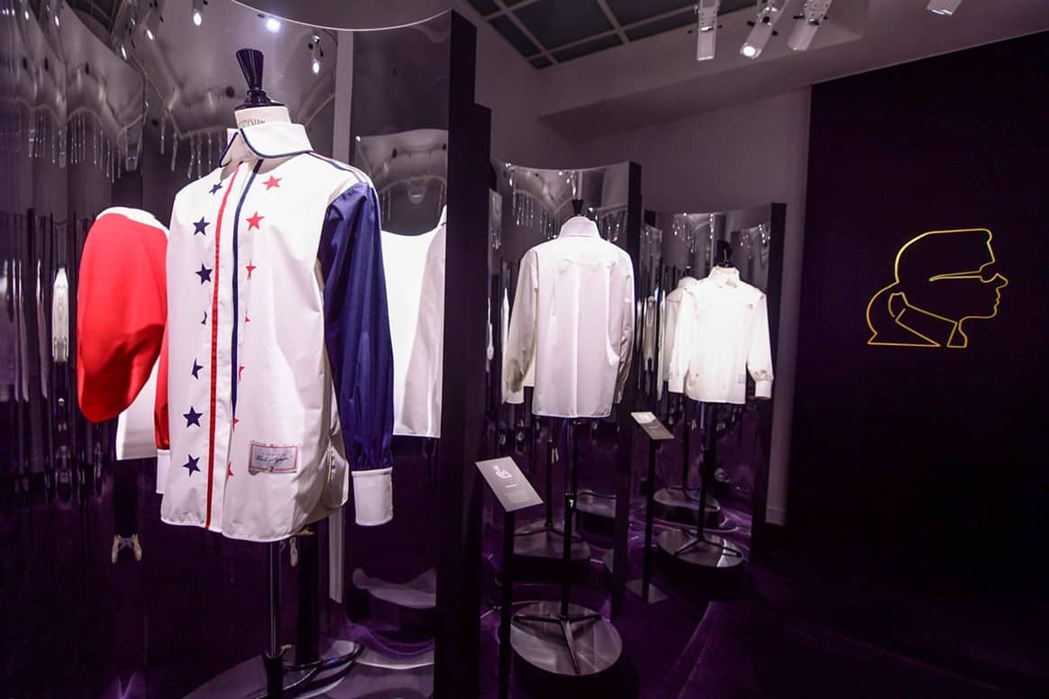 El último tributo a Karl Lagerfeld: una exposición y una colección exclusiva de camisas blancas
