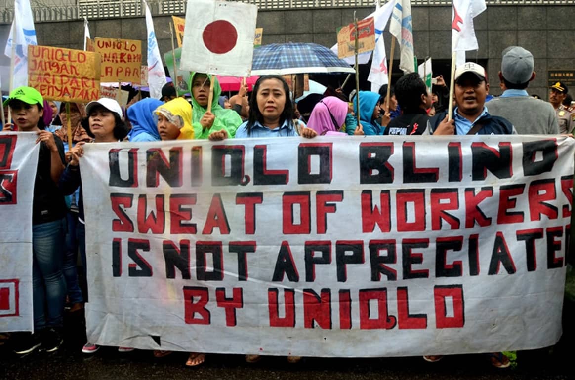 Uniqlo, demandada ante la FLA por violar los derechos de los trabajadores de la confección