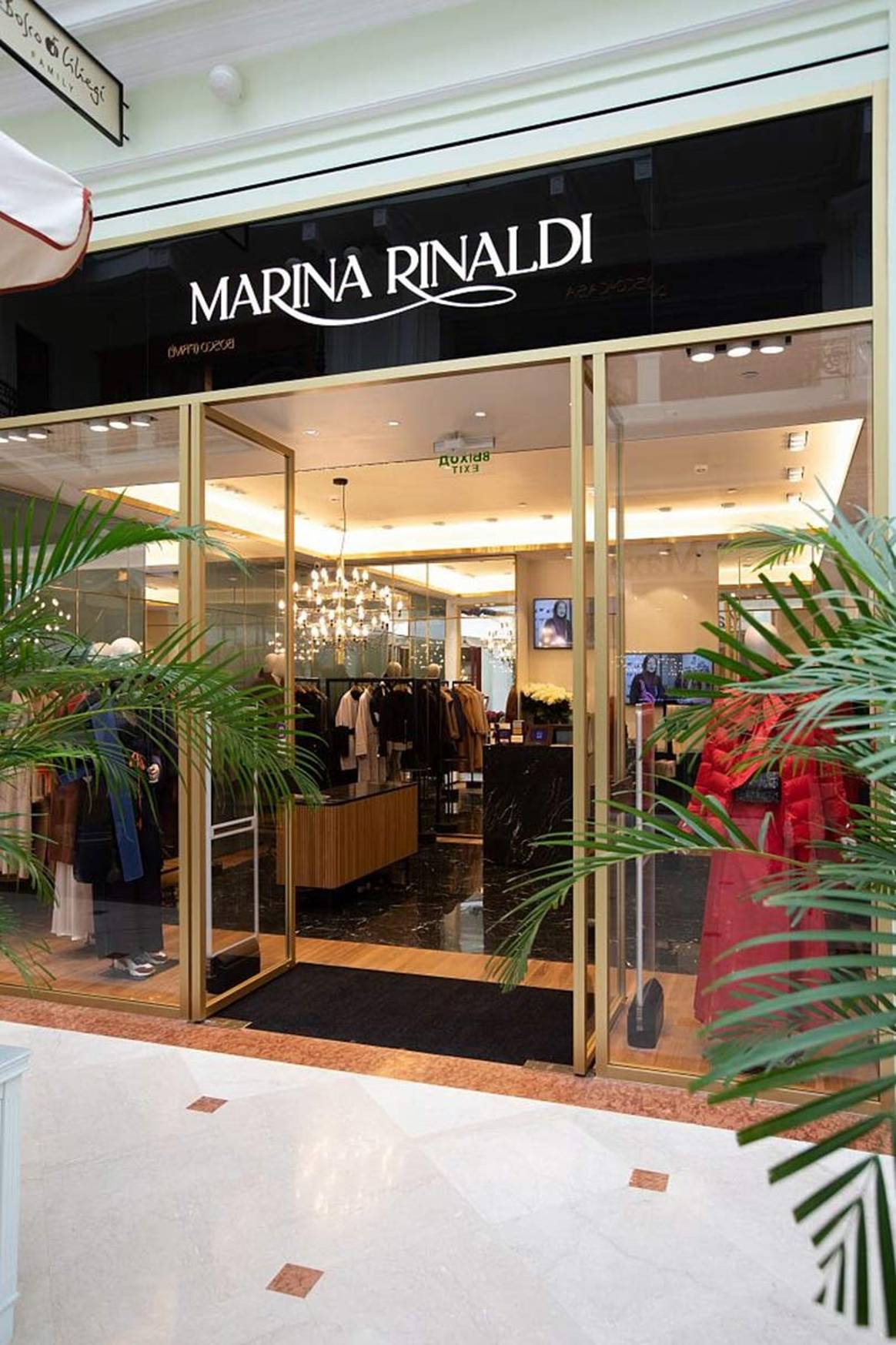 Магазин Marina Rinaldi открылся в "Петровском Пассаже"