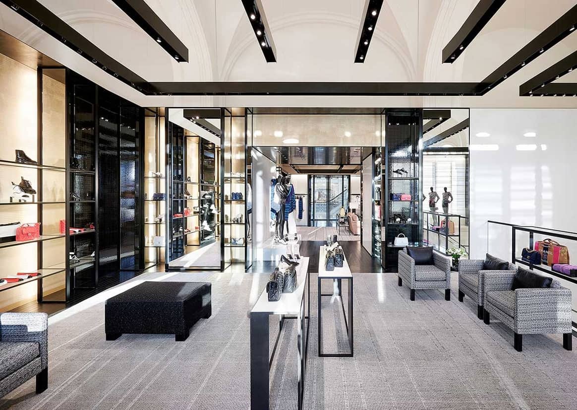 В ГУМе открылся бутик Chanel