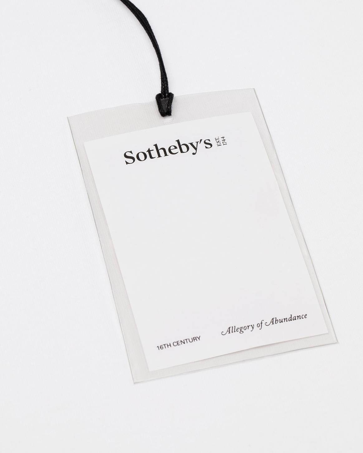 Sotheby’s lancia una collezione fashion