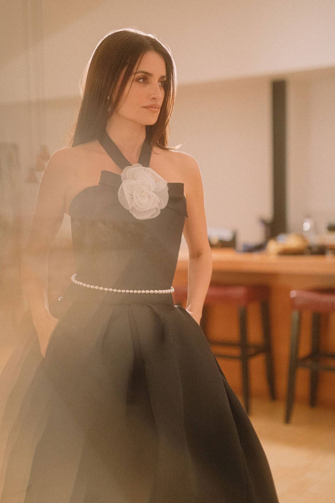 Así hizo Chanel el vestido para los Óscar de Penélope Cruz