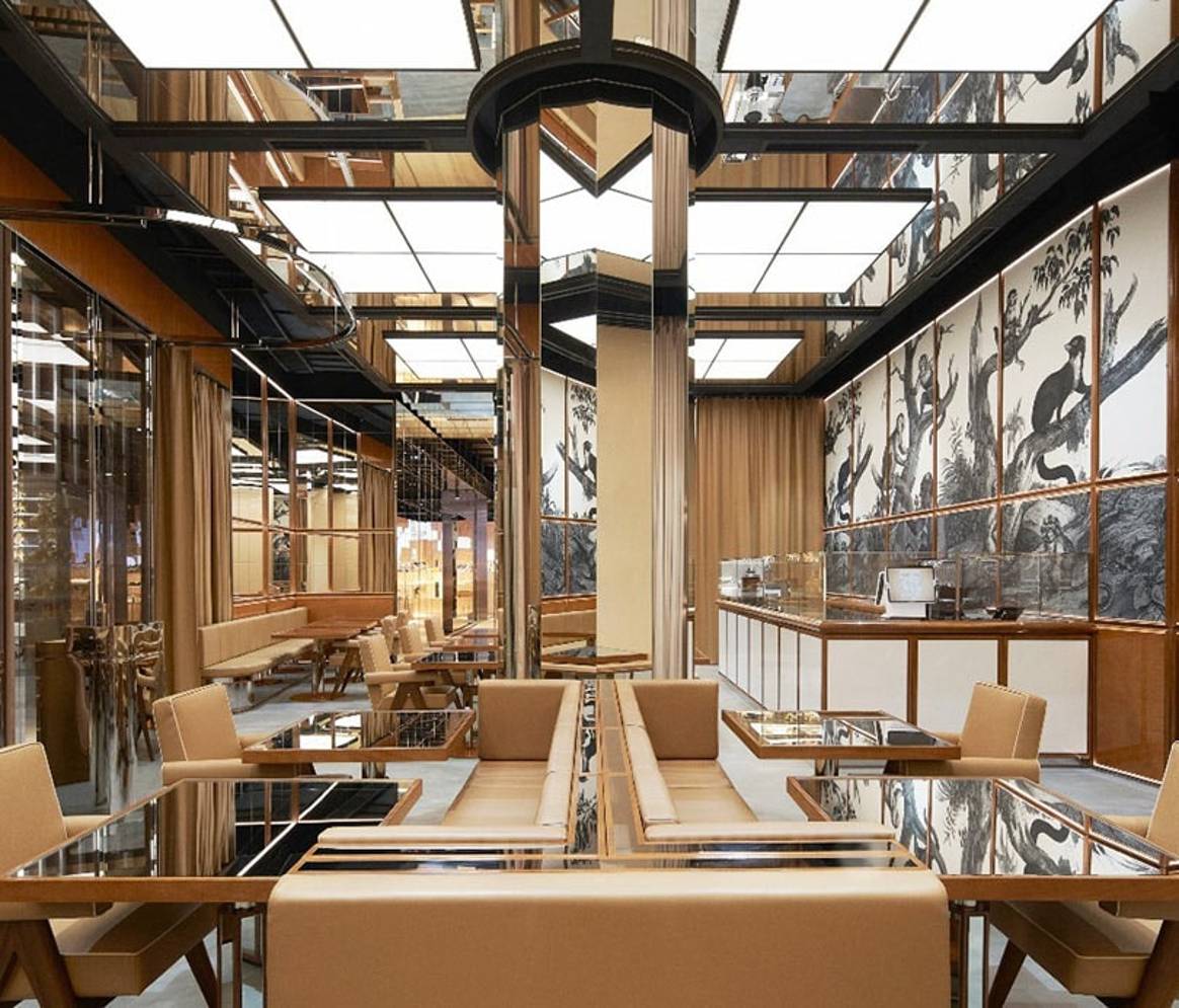 Burberry blends physical and digital with first social retail store in China