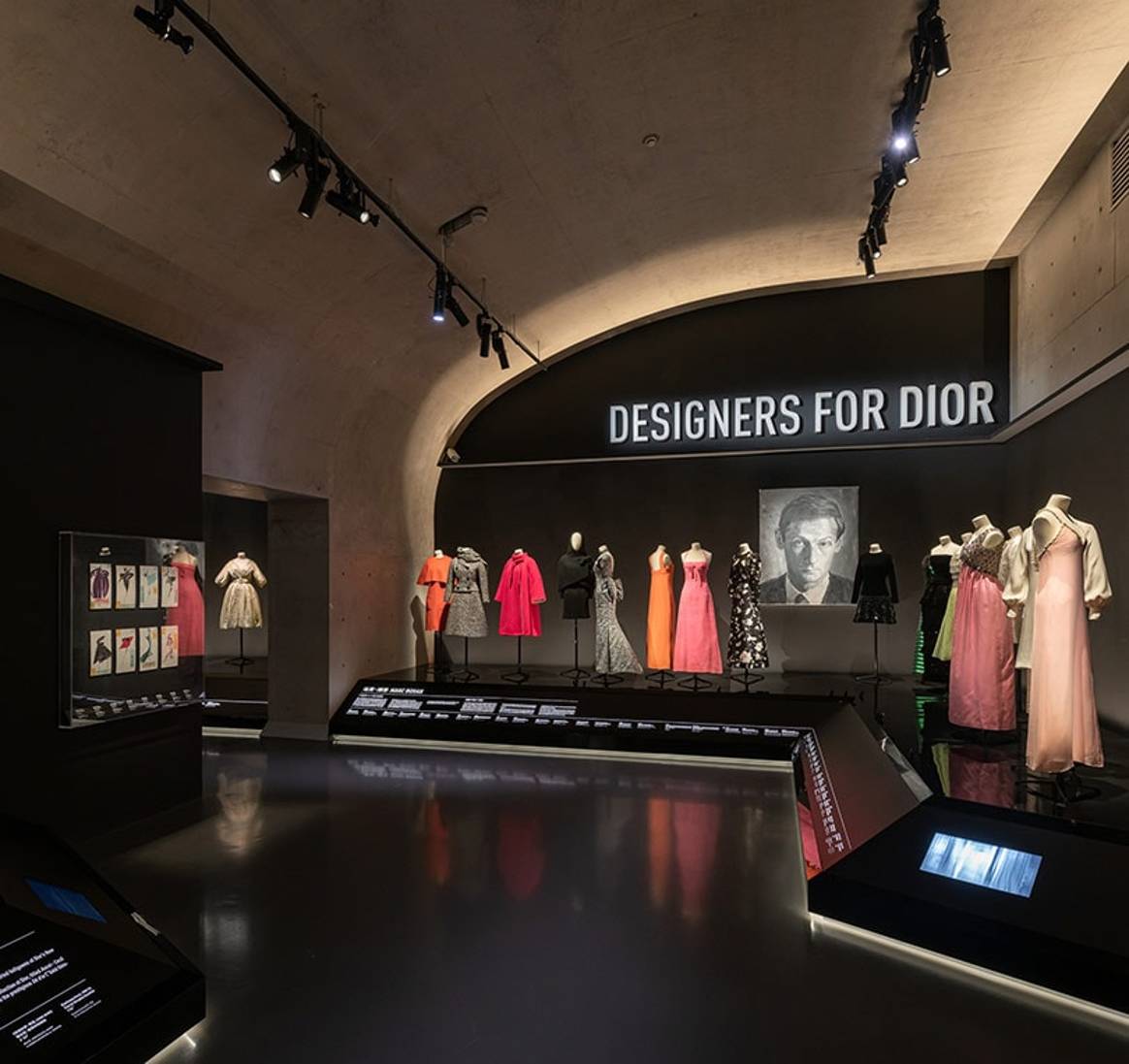 L’exposition « Christian Dior: Designer of Dreams » arrive à Shanghai
