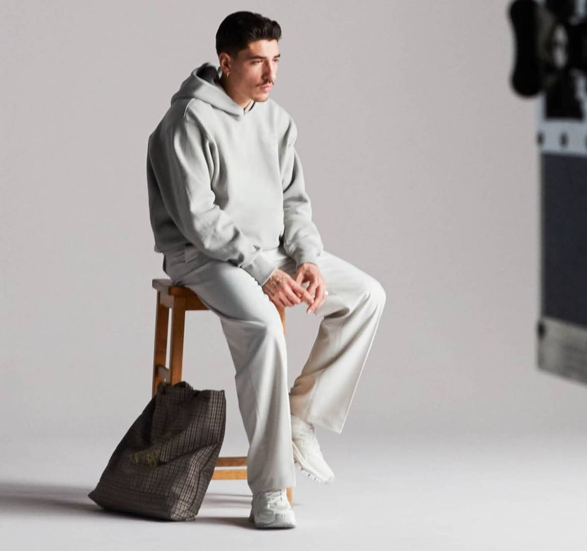 H&M ficha a Héctor Bellerín como diseñador de una nueva colección “íntegramente” sostenible