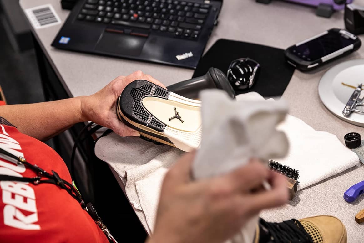 Nike reinventa “la segunda mano” con un programa piloto (y pionero) de zapatillas usadas