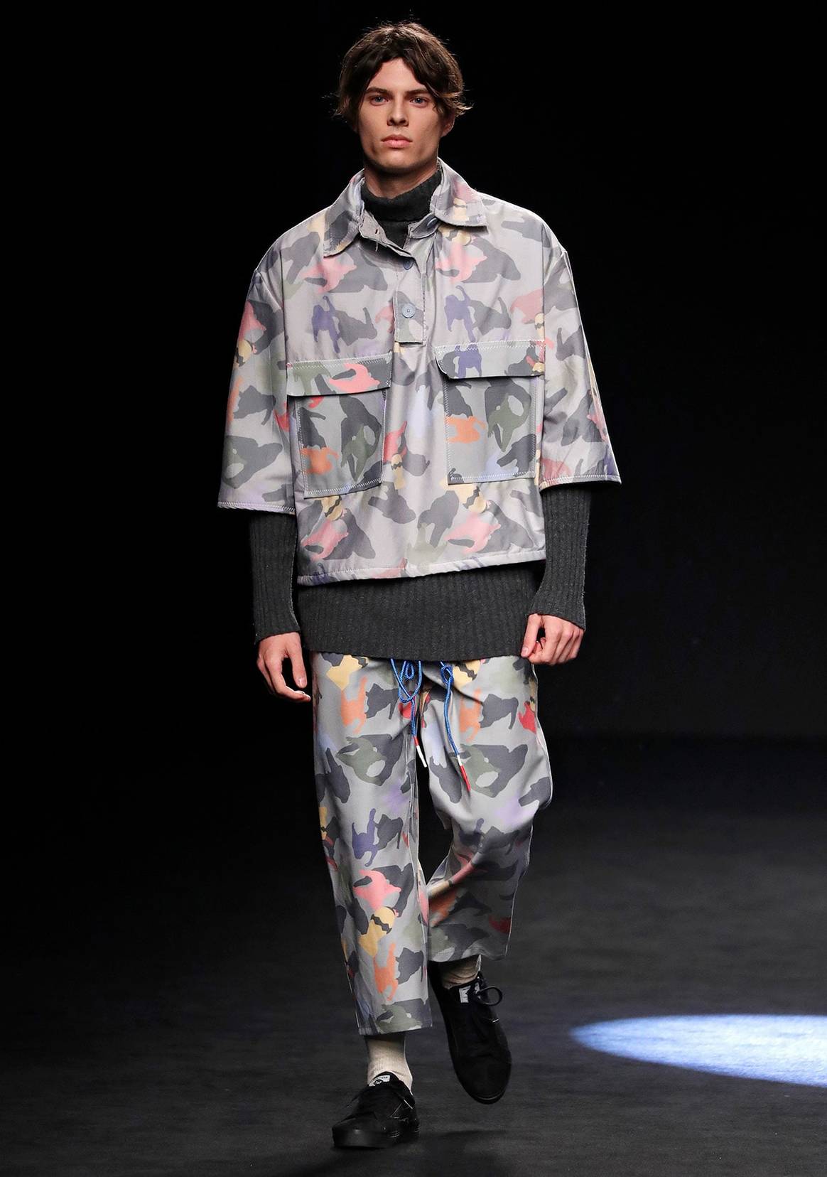 La moda “re-use” de Rubearth, ganadora del premio Mercedes-Benz Fashion Talent