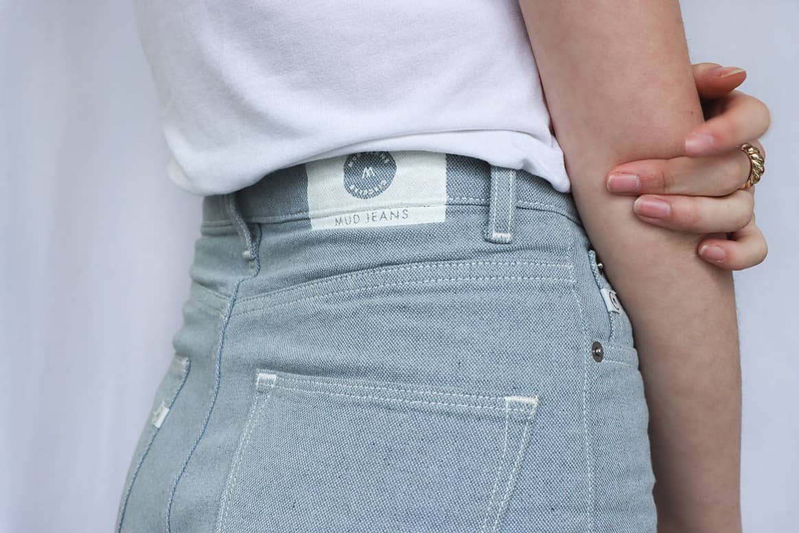 MUD Jeans lanceert Undyed Denim; jeans die het indigo-verfproces volledig overslaan