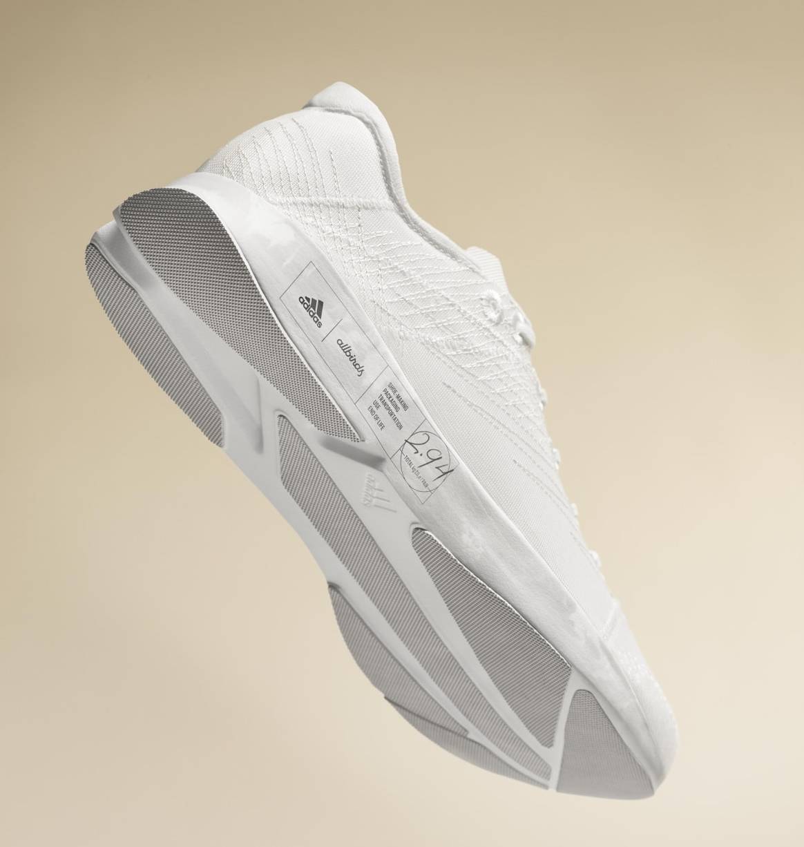 Adidas et Allbirds dévoilent la première chaussure avec une empreinte carbone inférieure à 3kg