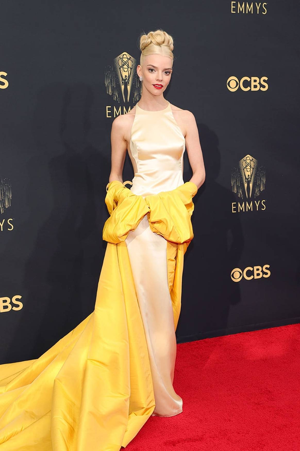 Television's best bring glamour to Emmys red carpet