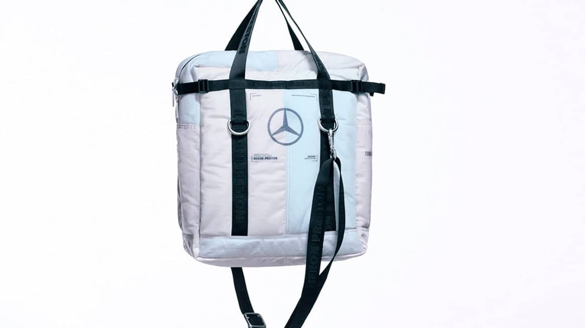 Mercedes-Benz представили коллекцию одежды из подушек безопасности