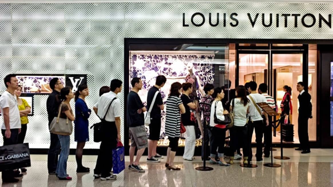 Waarom Chinezen reizen voor luxe kleding en accessoires