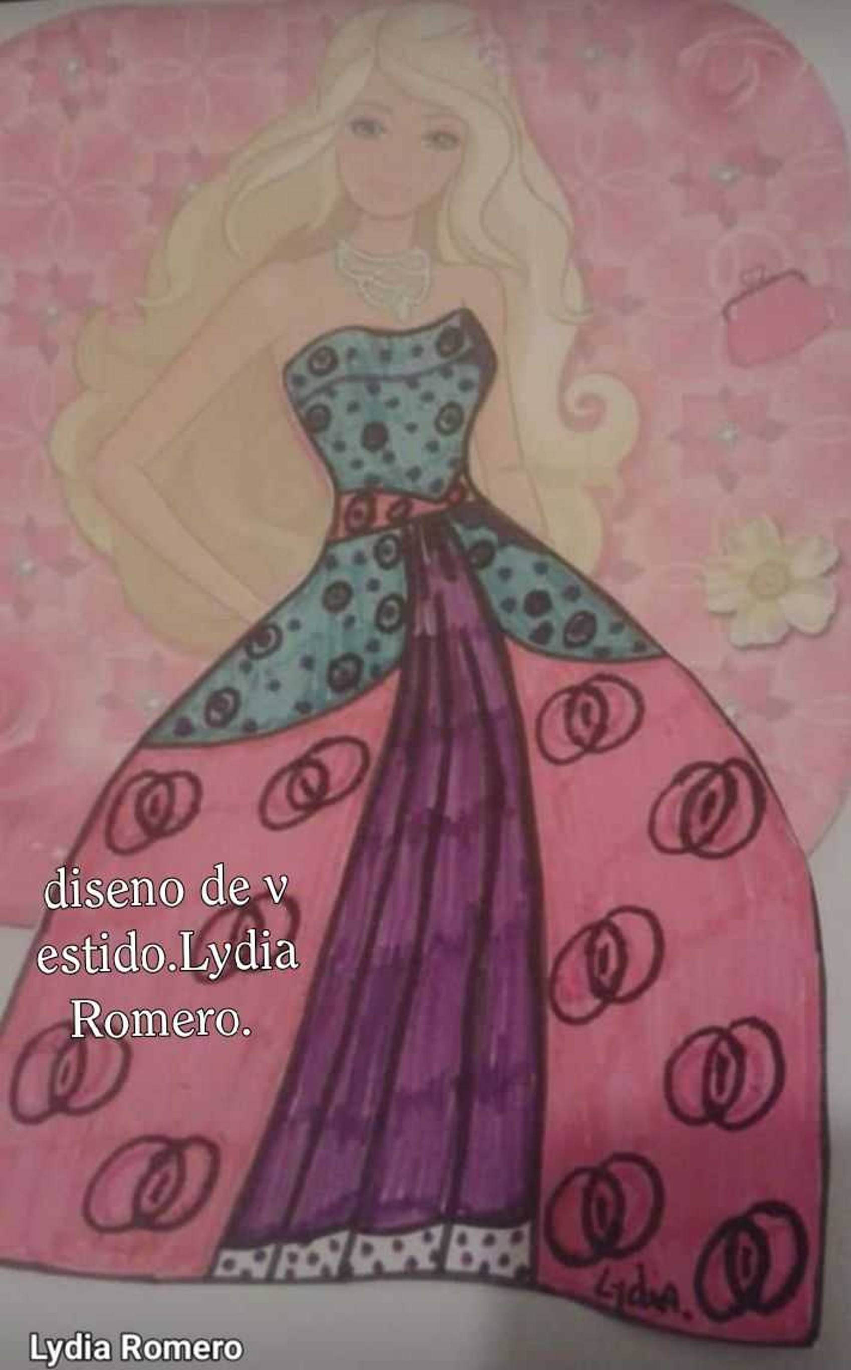 Diseño de vestido de fiesta por Lidia Romero de la Torre