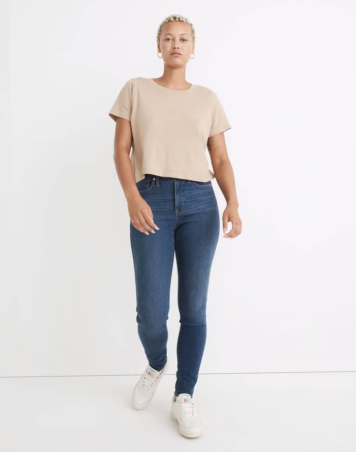 Petite Curvy High-Rise Skinny Jeans in Coronet Wash