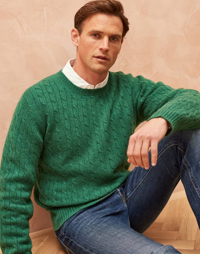 Cashmere Cable Knit Jumper Leaf green | Brora