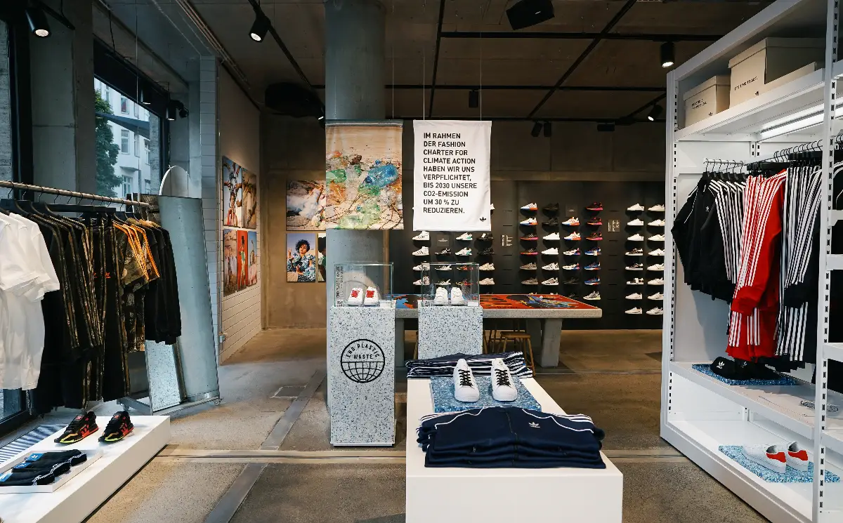 berlin adidas outlet